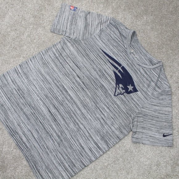 Nike NE Patriots T-Shirt Women's XL Gray On Field Dri-Fit Short Sleeve Pullover - Picture 4 of 10